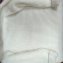 春季時尚穿搭指南 寬松低圓領加厚套頭針織毛衣，商城品質與售后保障